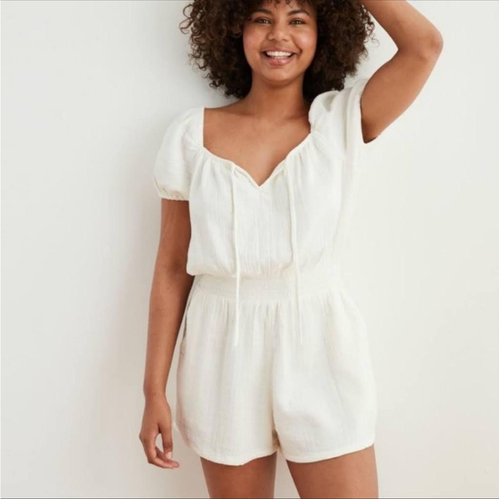 Aerie Crisp White Soft Cotton Gauze Puff Sleeve Chic Summer Pocket Romper